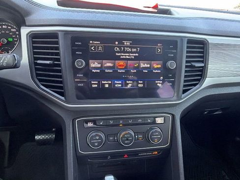 Used 2021 Volkswagen Atlas Cross Sport SE image 27