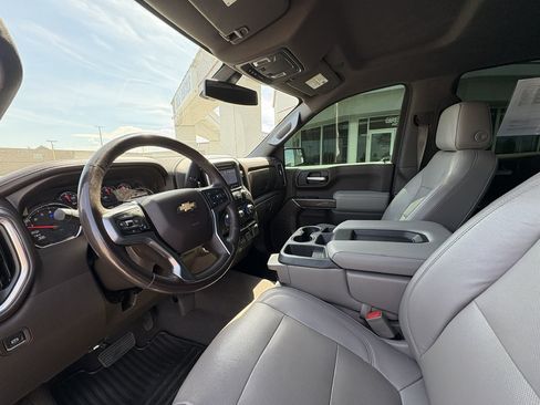 Used 2019 Chevrolet Silverado 1500 LTZ w/ Z71 Off-Road Package AWD/4WD image 12
