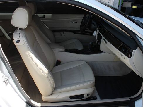 Used 2010 BMW 328i Coupe RWD image 30