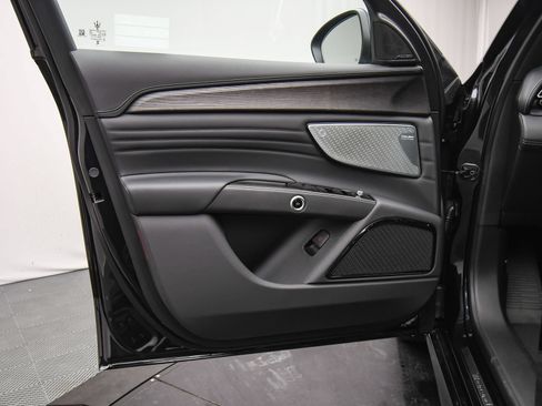 New 2025 Maserati Grecale GT AWD/4WD image 36