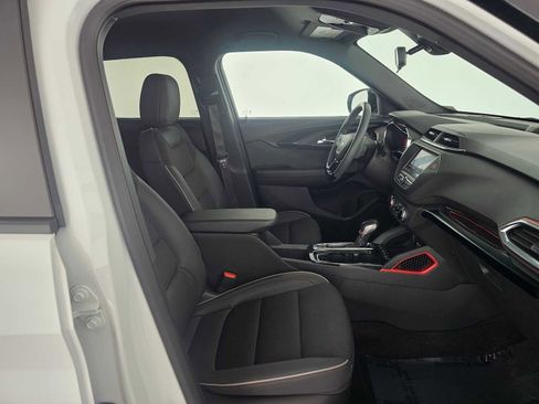 Used 2023 Chevrolet TrailBlazer RS image 10