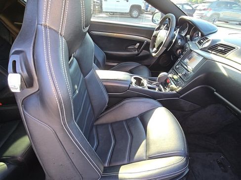 Used 2017 Maserati GranTurismo Sport RWD image 11