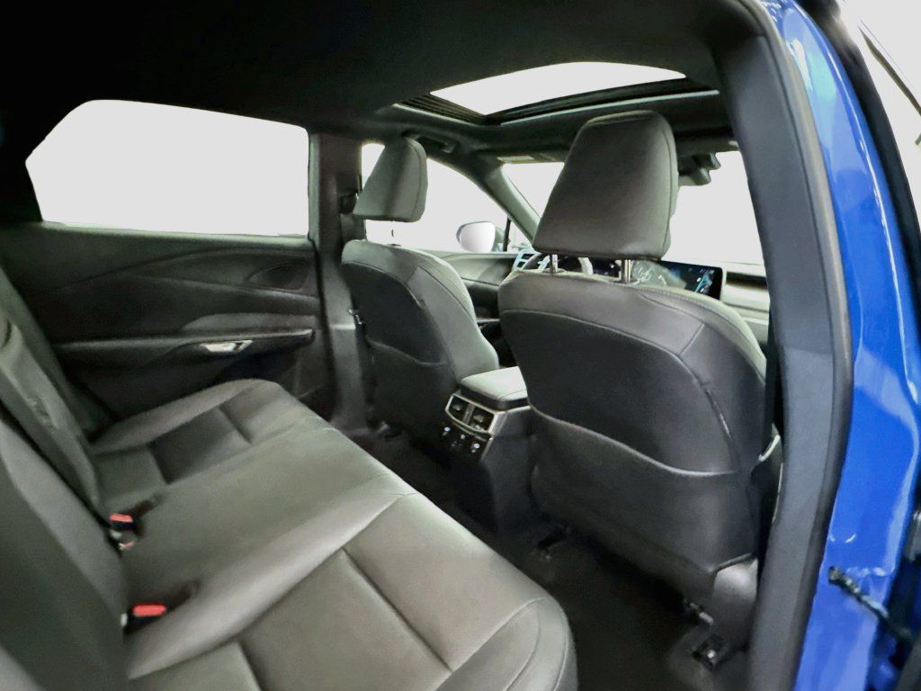 Used 2025 Lexus RX 350h AWD/4WD image 32