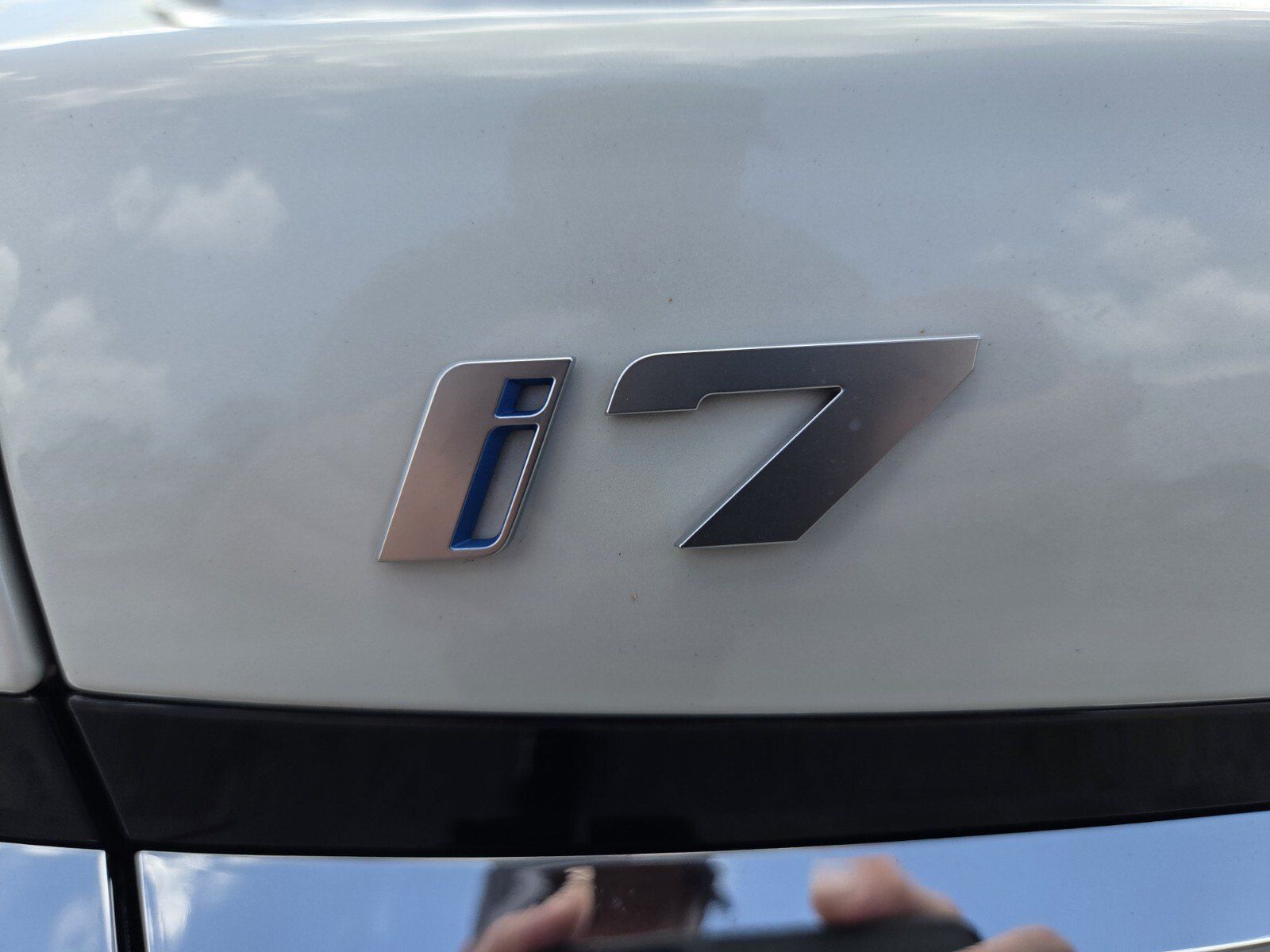 Certified 2025 BMW i7 xDrive60 AWD/4WD image 14