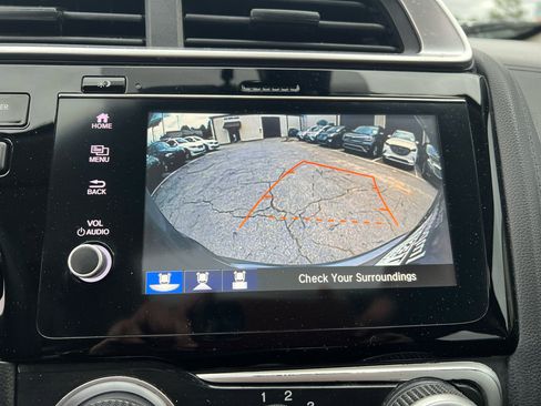 Used 2018 Honda Fit EX image 3