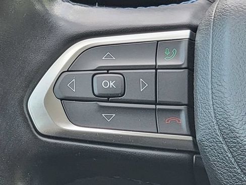 Certified 2022 Jeep Compass Latitude w/ Sun and Sound Group AWD/4WD image 34