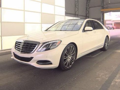 Used 2015 Mercedes-Benz S 550 Sedan image 4
