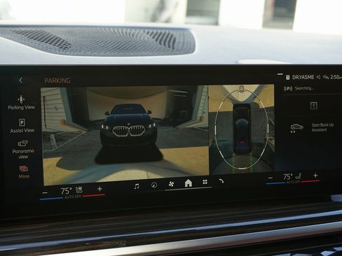 Used 2025 BMW X6 xDrive40i image 17