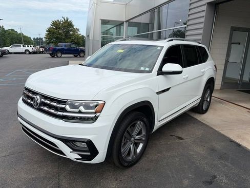 Used 2019 Volkswagen Atlas SE w/ Panoramic Sunroof Package AWD/4WD image 2