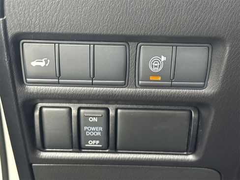 Used 2021 Nissan Armada SL w/ Captain's Chairs Package image 36