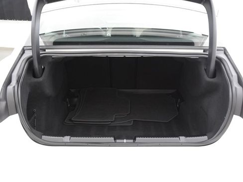 Used 2023 Mercedes-Benz EQE 500 4MATIC Sedan image 29