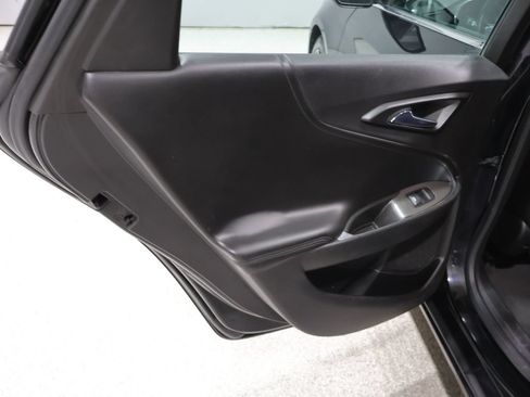 Used 2017 Chevrolet Malibu LT w/ Leather Package FWD image 20