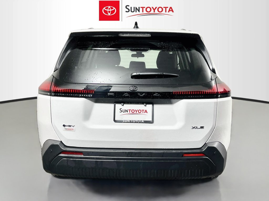 Used 2026 Toyota RAV4 XLE Premium FWD image 5