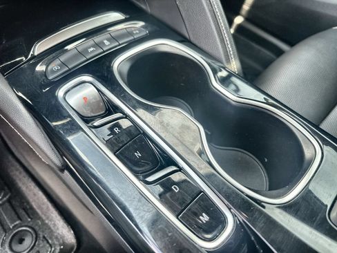 Used 2021 Buick Envision Essence w/ Sport Touring Package FWD image 26