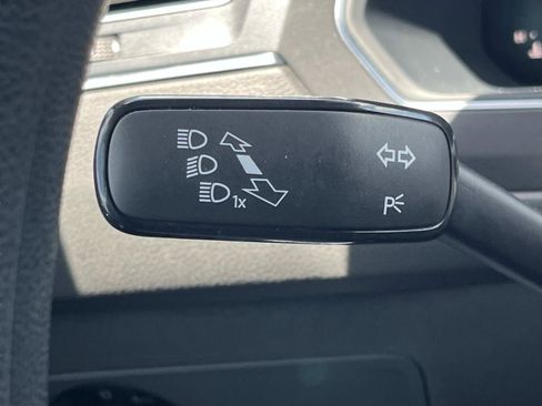 Used 2023 Volkswagen Tiguan S FWD image 37