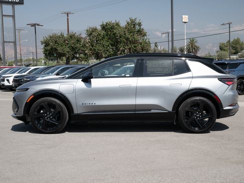 New 2026 Chevrolet Equinox EV RS image 7