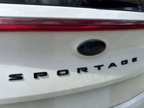 Used 2021 Kia Sportage S FWD image 8