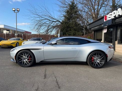 Used 2017 Aston Martin DB11 V12 image 9