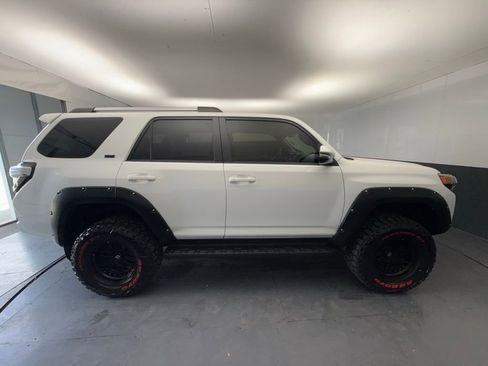 Used 2019 Toyota 4Runner 4WD image 13