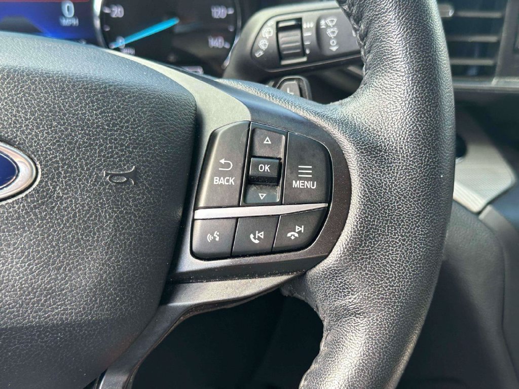 Used 2020 Ford Explorer XLT w/ Equipment Group 202A AWD/4WD image 22