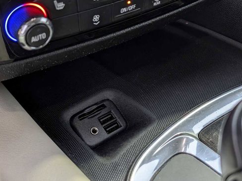 Used 2021 Buick Enclave Essence w/ LPO, Floor Liner Package image 22