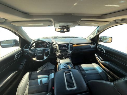 Used 2019 GMC Yukon Denali w/ Open Road Package AWD/4WD image 12