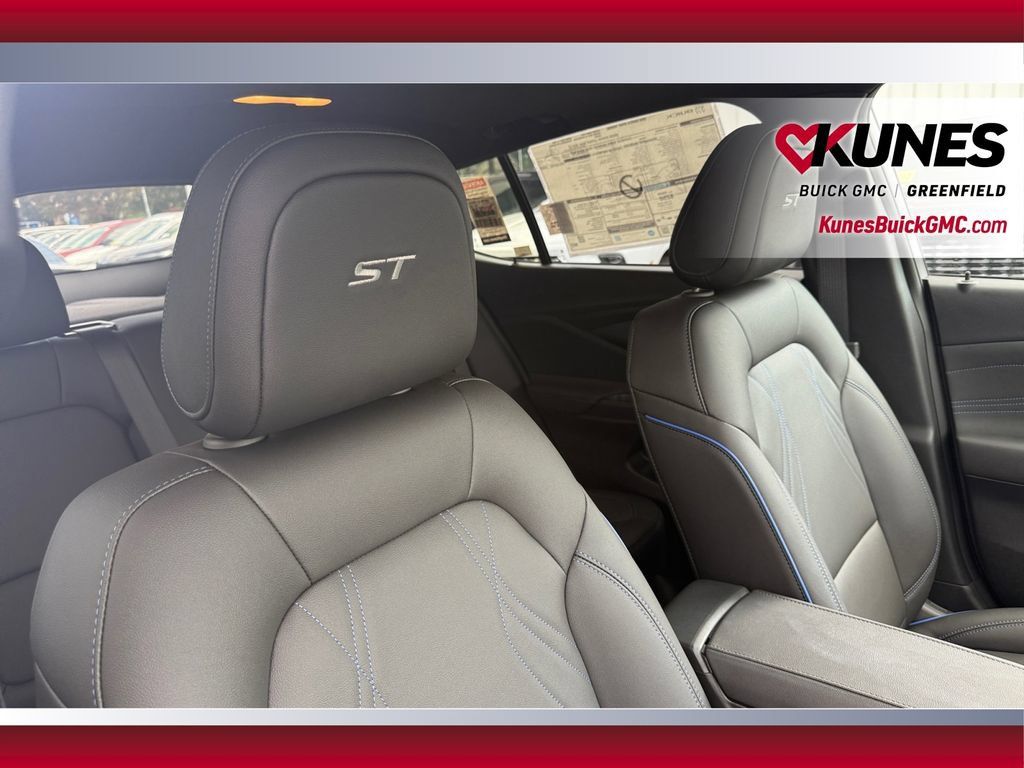 New 2026 Buick Envista Sport Touring w/ Convenience I Package FWD image 36