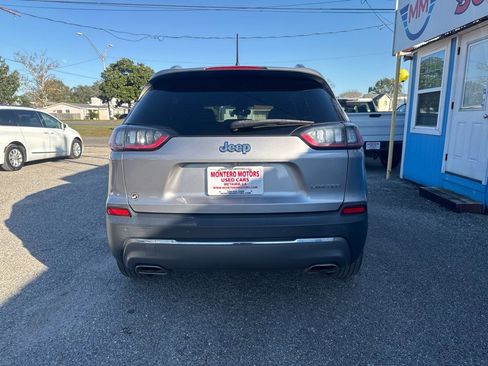 Used 2019 Jeep Cherokee Limited image 6