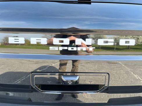 Used 2025 Ford Bronco Sport Outer Banks w/ Outer Banks Tech Package+ AWD/4WD image 39