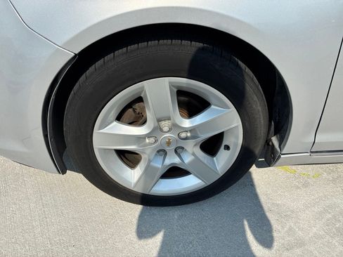 Used 2012 Chevrolet Malibu LT w/ Sunroof Package FWD image 10