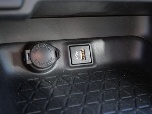 Certified 2024 Toyota RAV4 LE AWD/4WD image 31
