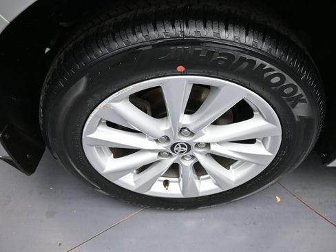 Certified 2023 Toyota Corolla SE image 12