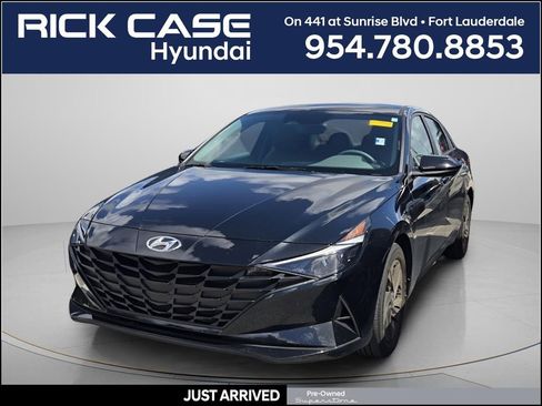 Used 2023 Hyundai Elantra SEL FWD image 1