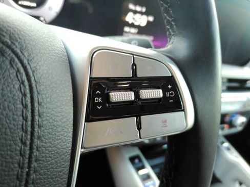 Used 2024 Kia Telluride SX w/ Towing Package image 41