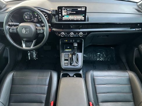Used 2023 Honda CR-V Sport Touring image 3