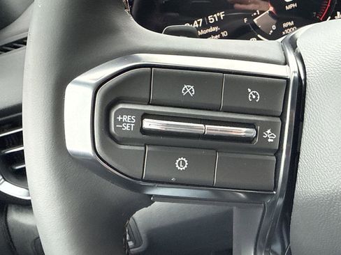 New 2026 GMC Terrain AT4 w/ LPO, Floor Liner Package AWD/4WD image 33