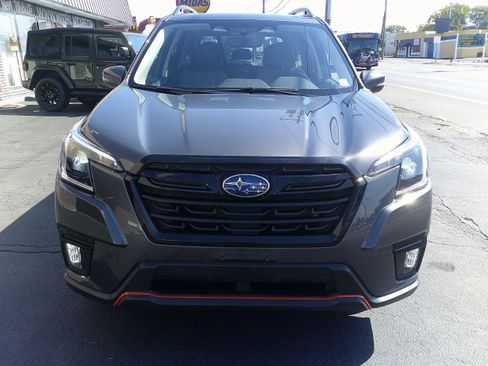 Used 2023 Subaru Forester Sport image 9