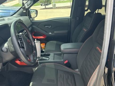 Used 2024 Nissan Frontier PRO-4X w/ Pro Convenience Package AWD/4WD image 4