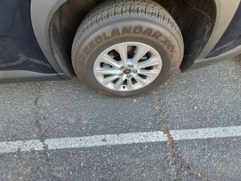 Used 2025 Toyota Grand Highlander FWD image 12