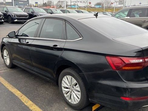 Used 2019 Volkswagen Jetta image 24