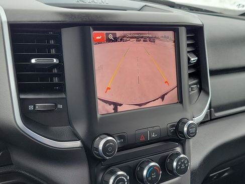 Used 2024 RAM 2500 Big Horn w/ Safety Group image 15