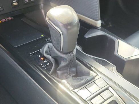 Used 2025 Toyota Camry SE FWD image 25
