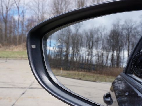 Used 2019 Volkswagen Passat 2.0T Wolfsburg image 34