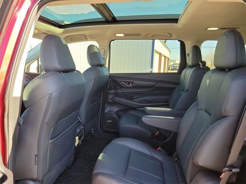 Used 2025 Subaru Ascent Bronze Edition image 13