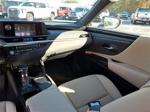 Used 2021 Lexus ES 350 w/ Accessory Package 2 image 9