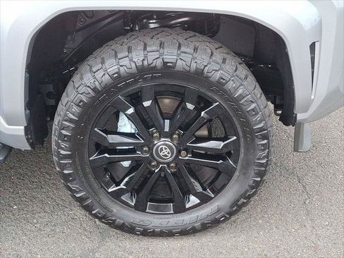 Certified 2026 Toyota 4Runner Platinum AWD/4WD image 29