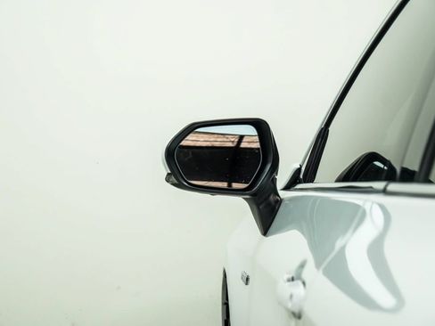 Used 2019 Toyota Avalon Limited w/ Advanced Safety Package FWD image 14