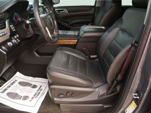 Used 2018 GMC Yukon Denali w/ Denali Ultimate Package AWD/4WD image 9
