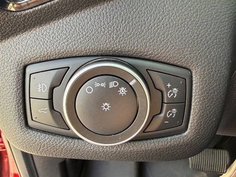 Used 2018 Ford Escape Titanium w/ Ford Safe & Smart Package AWD/4WD image 22