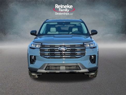 New 2026 Ford Explorer Active w/ Active Comfort Package image 9